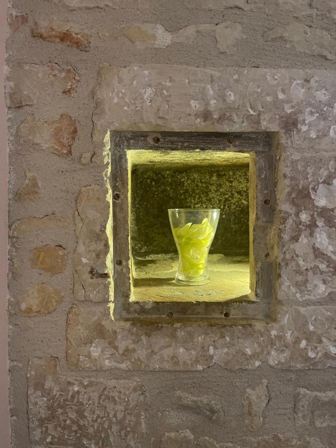 Le Grand Monarque Donzy Otel Dış mekan fotoğraf