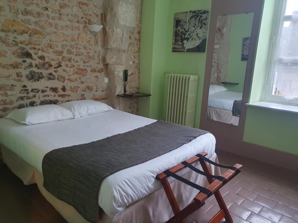 Le Grand Monarque Donzy Otel Dış mekan fotoğraf