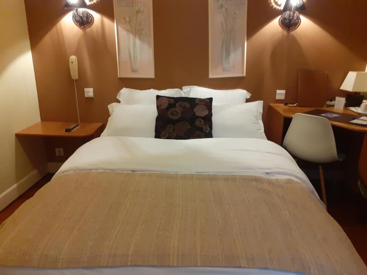 Le Grand Monarque Donzy Otel Dış mekan fotoğraf